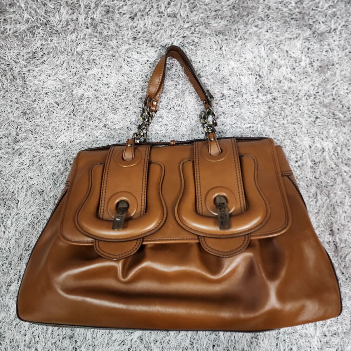 펜디 빅숄더백 상품이미지1