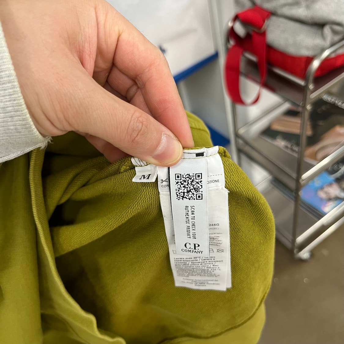 Cp컴퍼니 렌즈와펜 맨투맨 M 상품이미지4