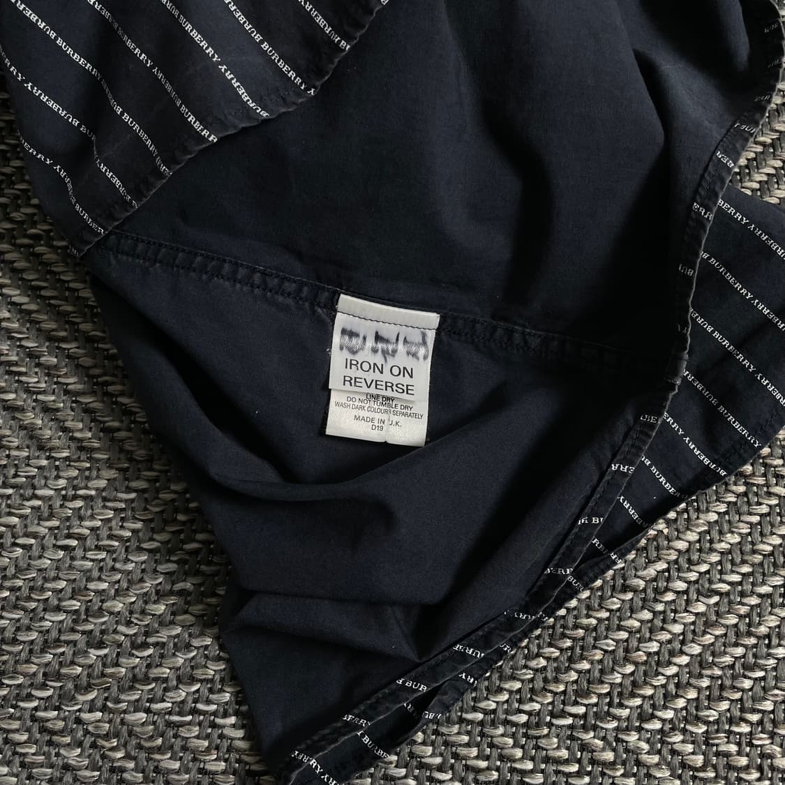 버버리 레터링 디테일 셔츠 y 3016 상품이미지7