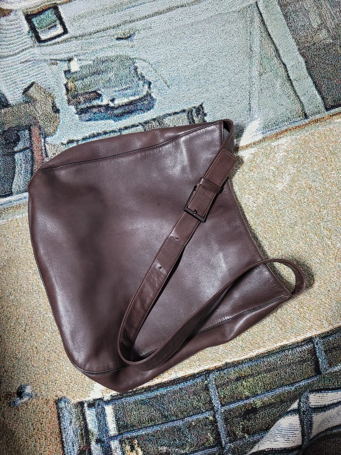 이세이 미야케 레더 숄더백 상품이미지2