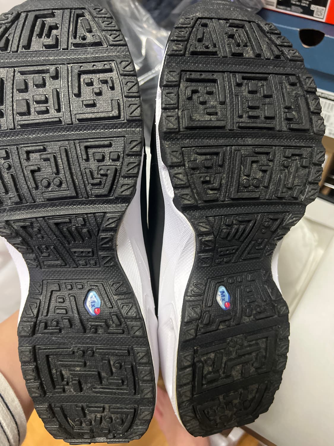 [285] 나이키 x 꼼데가르송 옴므플러스 선더 맥스 검흰 상품이미지3