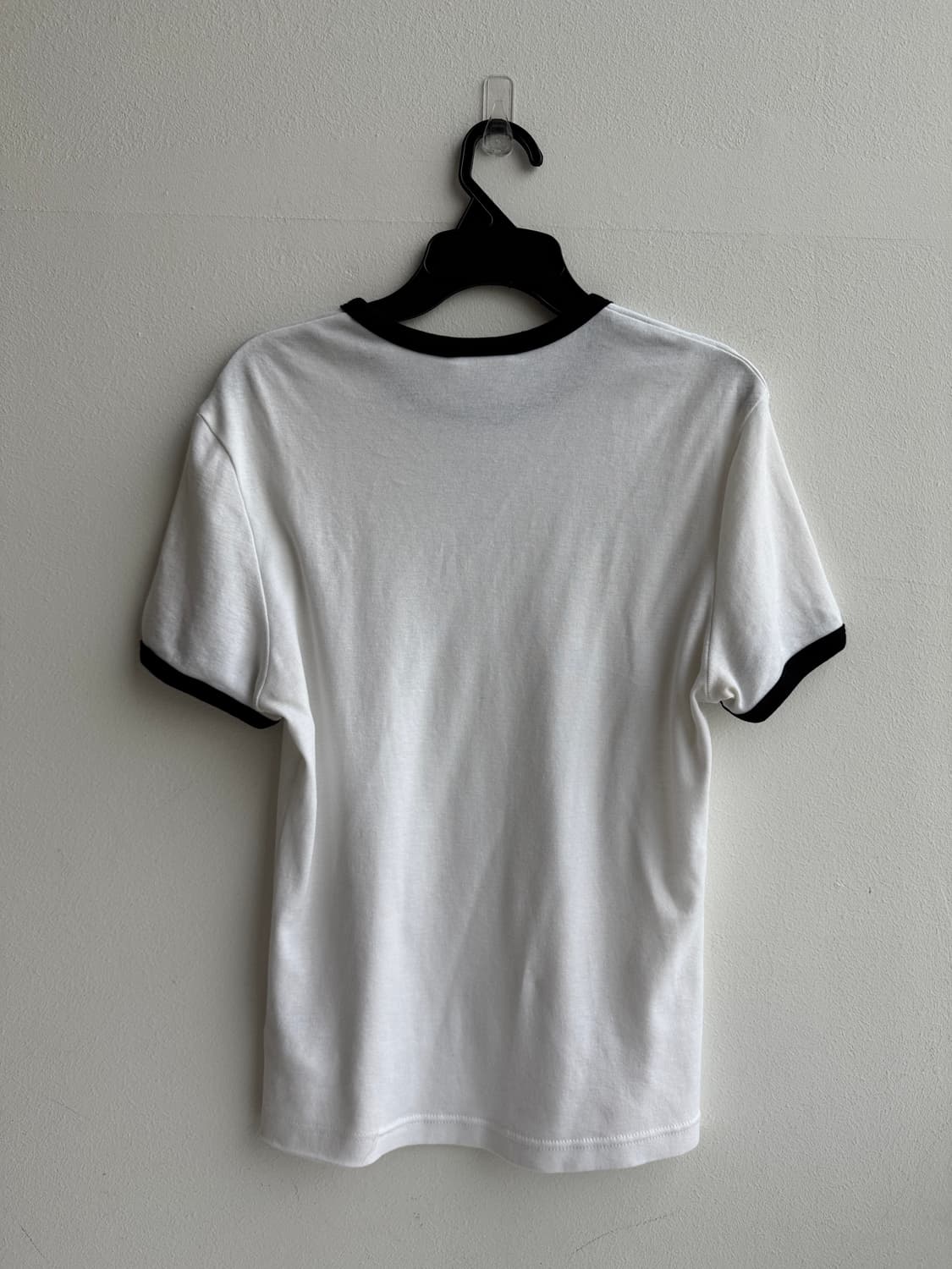 Courreges 꾸레쥬 콘트라스트 화이트 블랙 티셔츠 상품이미지3