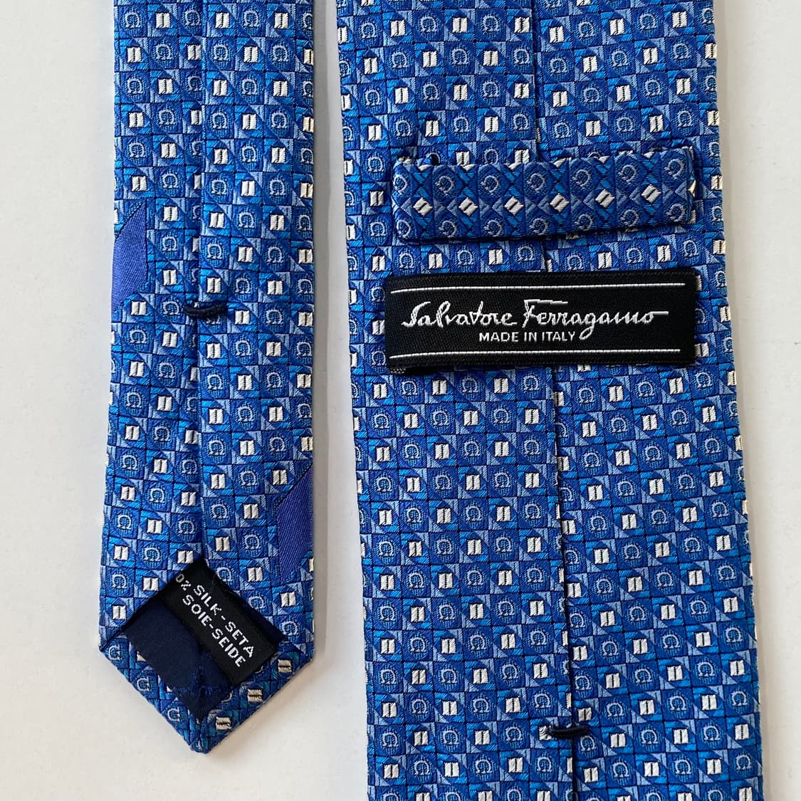 새상품급 페레가모(Ferragamo) 모노그램 명품 정품 넥타이7.8cm 상품이미지6