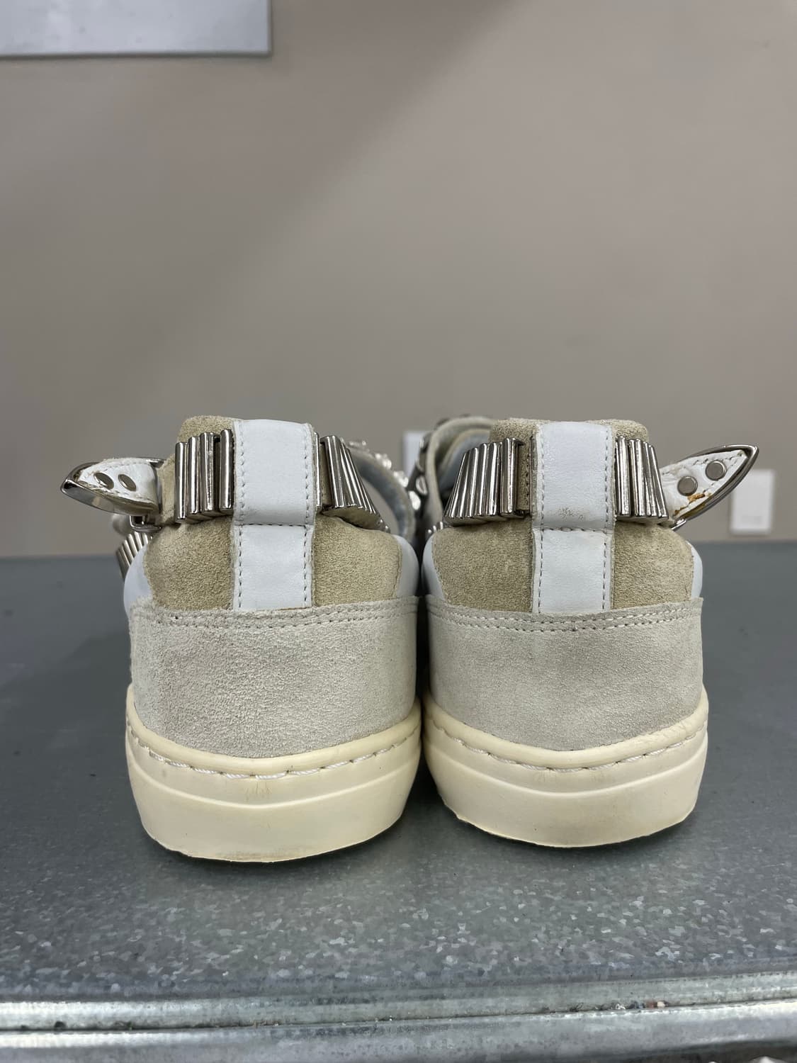 토가 풀라 메탈 샌들 38  상품이미지3