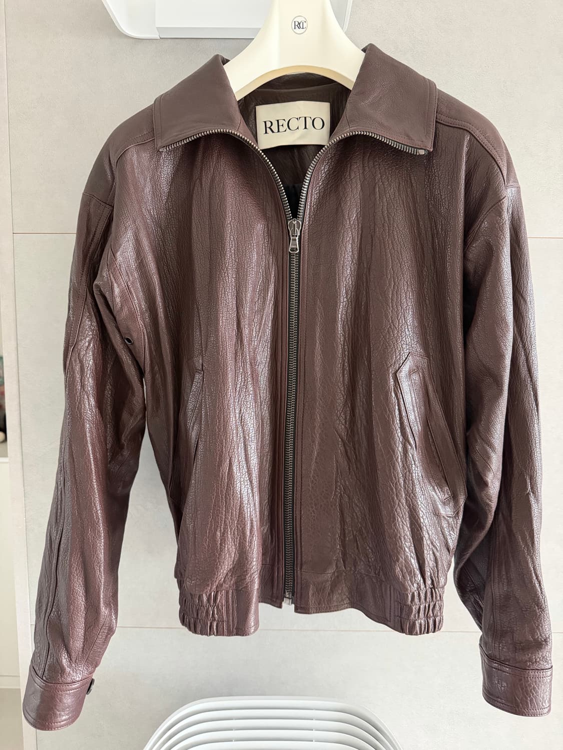 렉토 크링클 하이넥 레더 상품이미지1