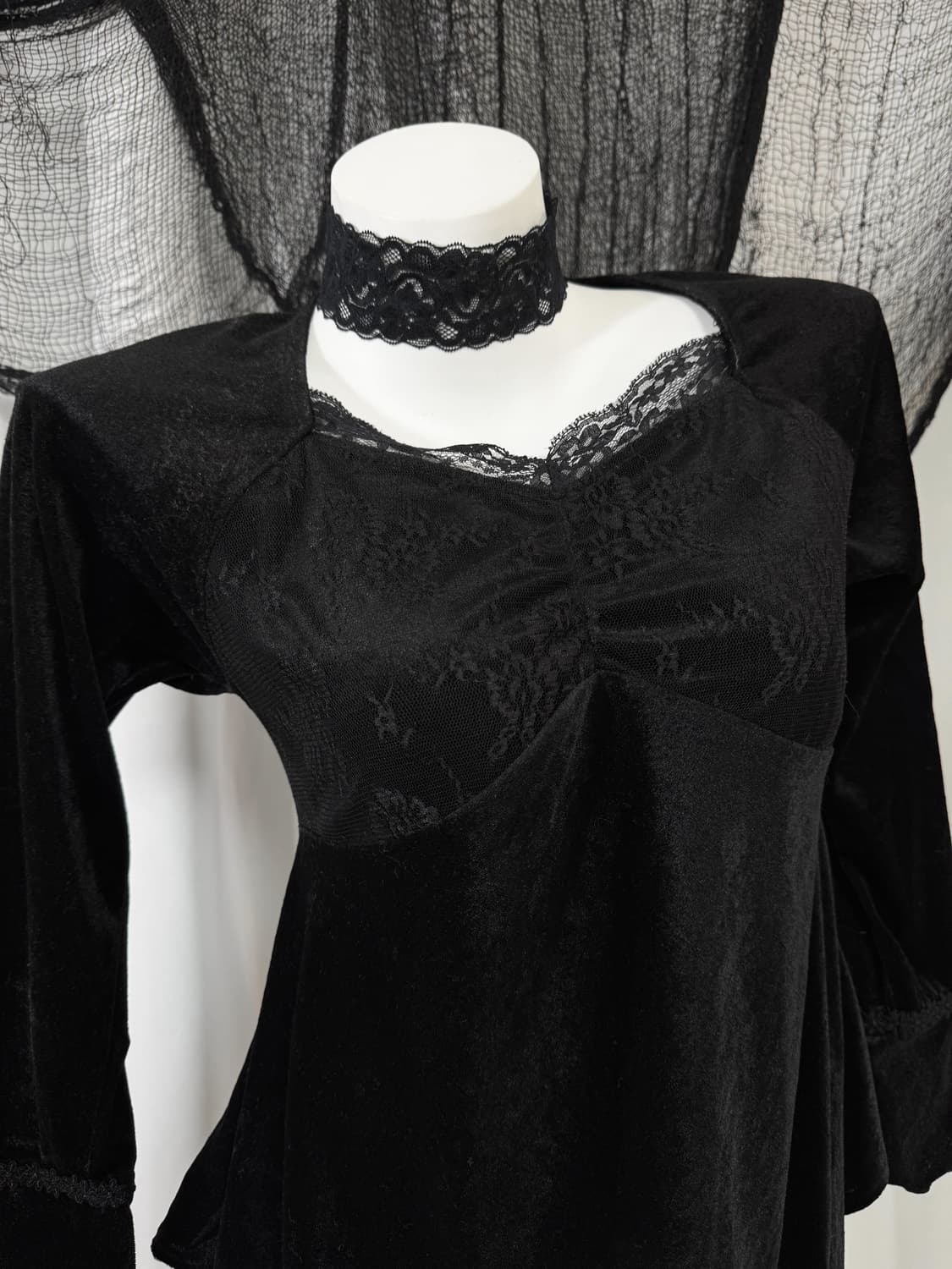 velvet lace blouse 상품이미지3