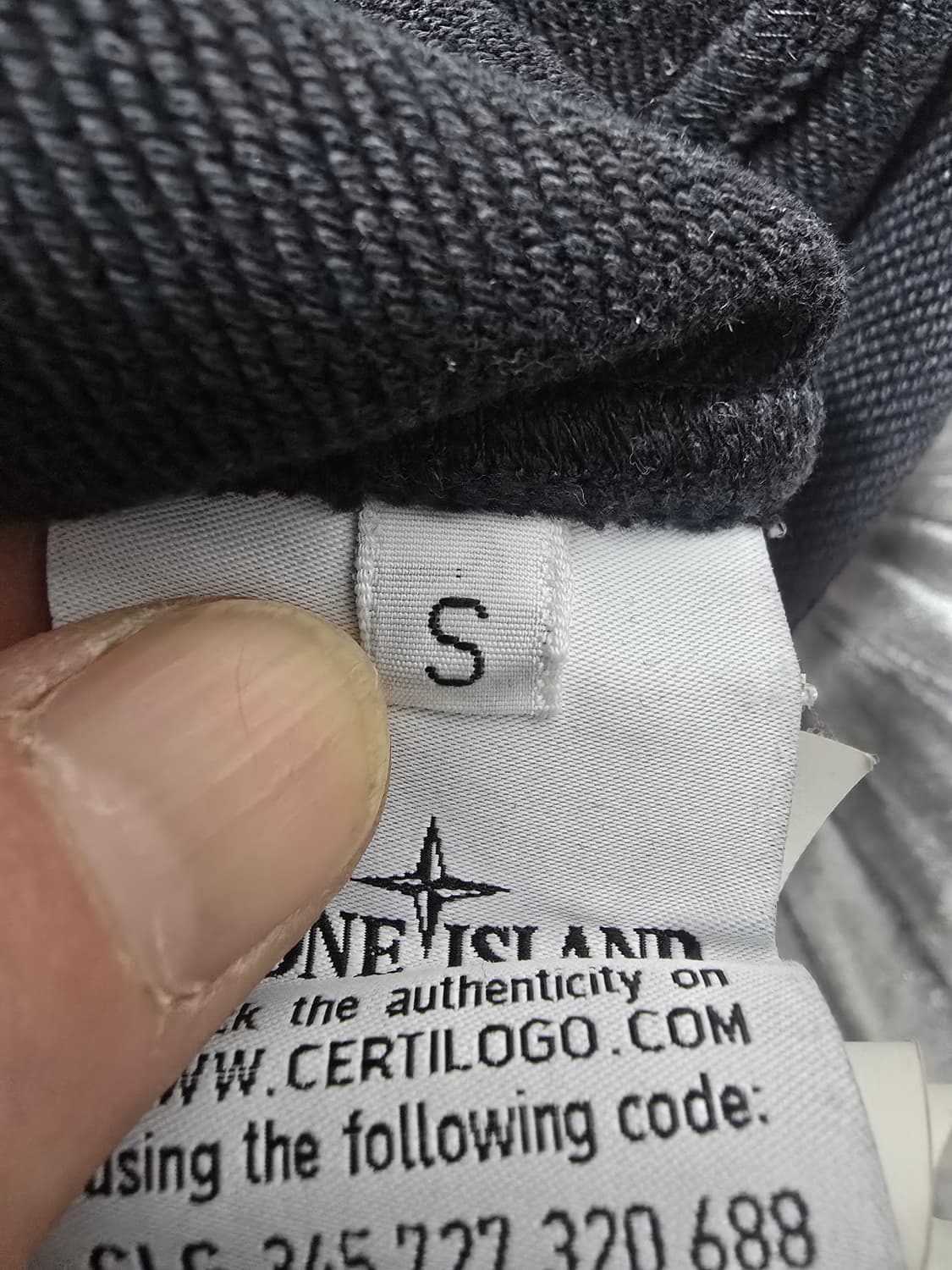 스톤아일랜드 맨투맨 남성 s . 95 상품이미지5