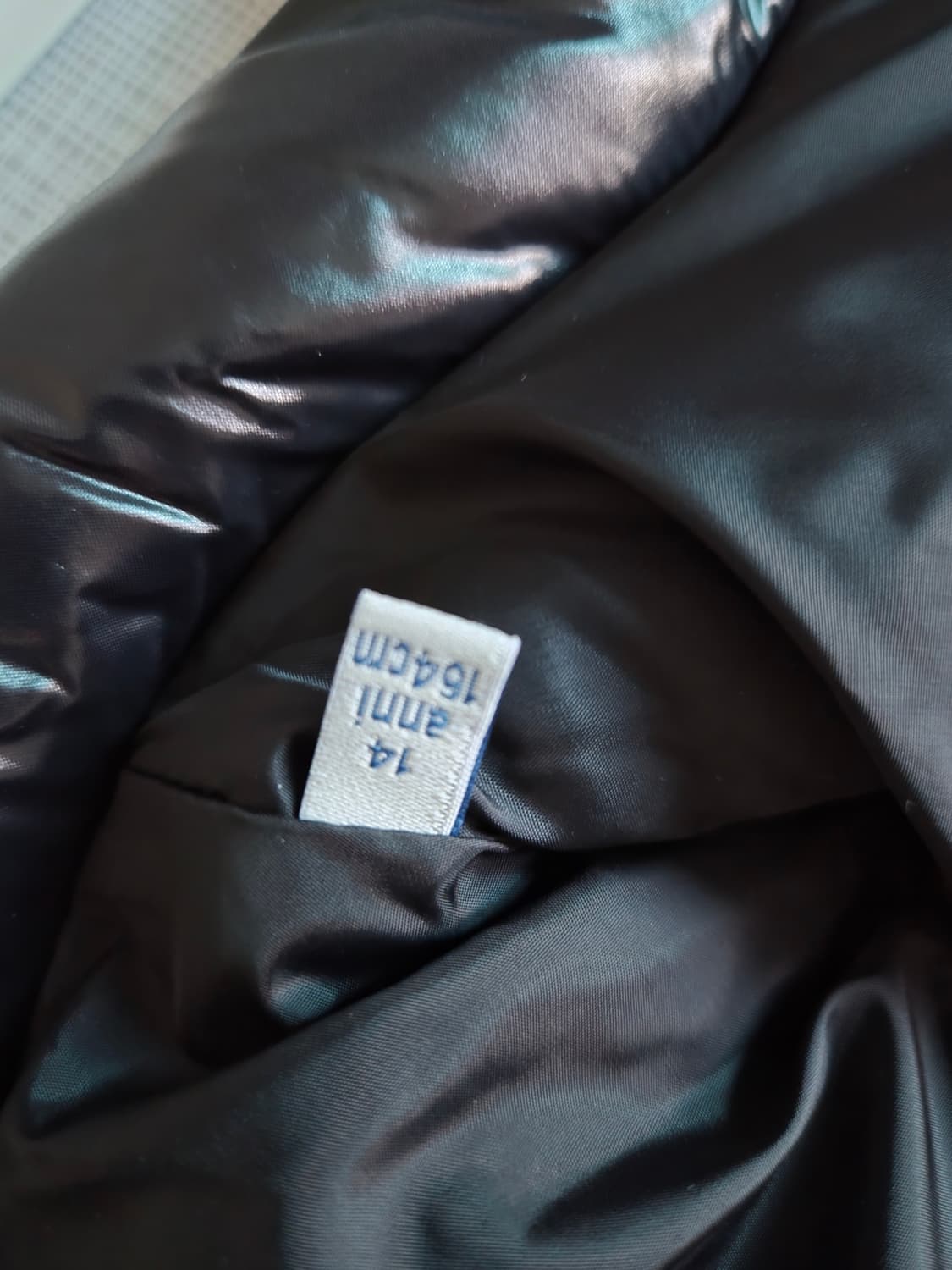 몽클레어 조끼패딩 키즈 14y 상품이미지5