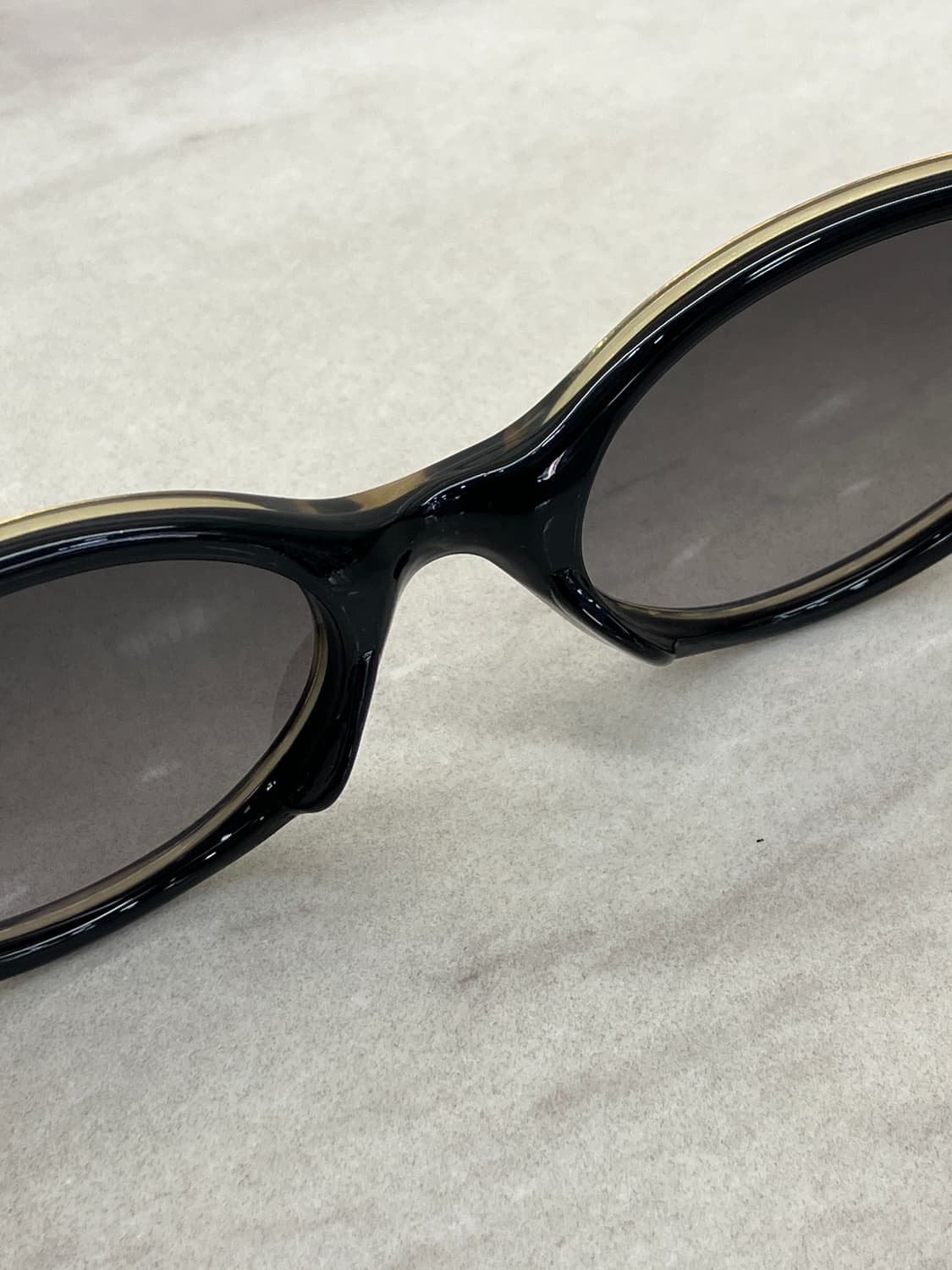 지방시 GIVENCHY 블랙 클리어 캣아이 선글라스 상품이미지4