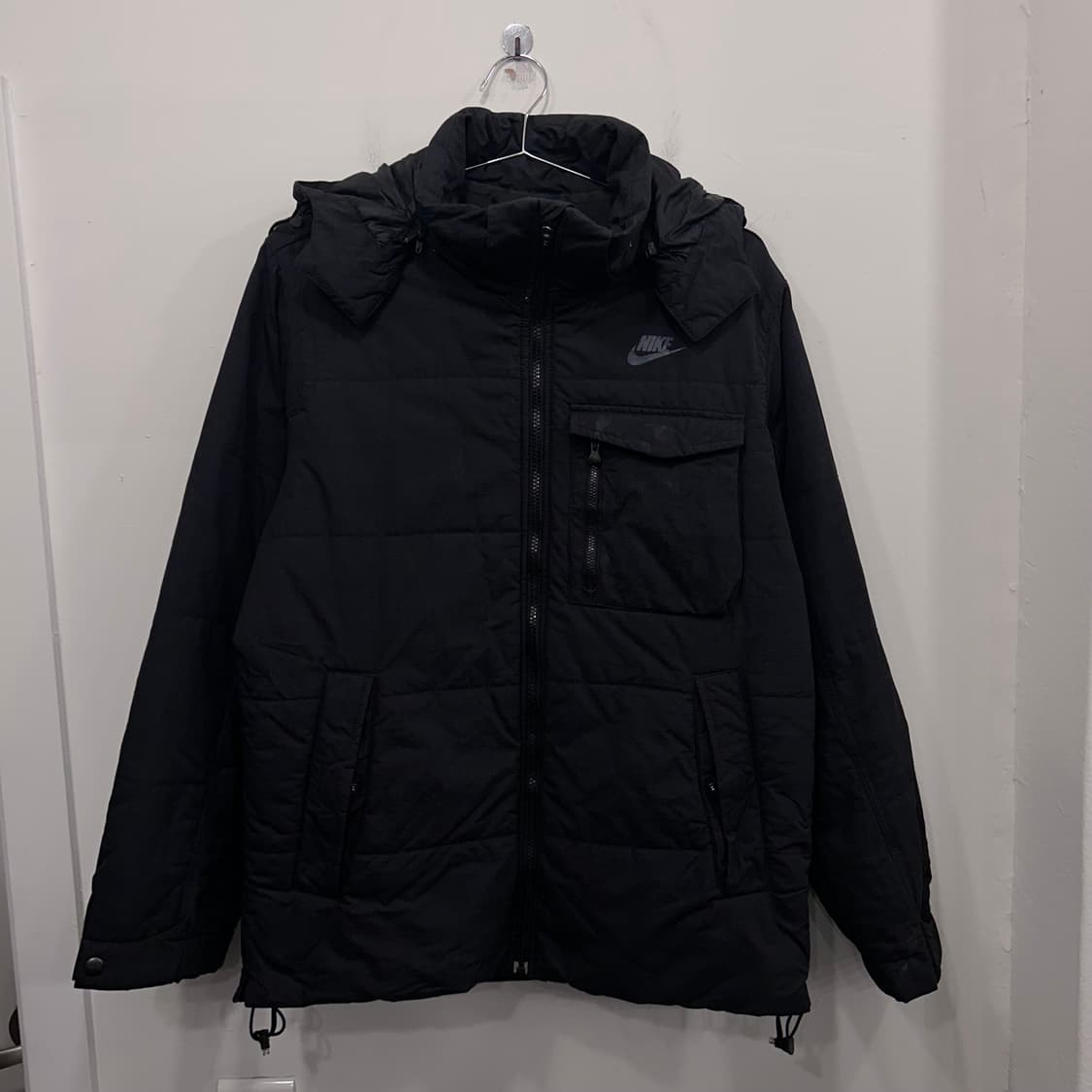 나이키 스우시 올블랙 라이닝 퀼팅 후드 패딩 상품이미지2