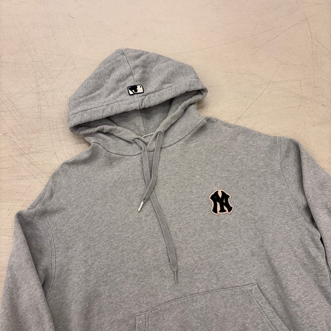 MLB 뉴욕 양키스 그레이 후드티 상품이미지3