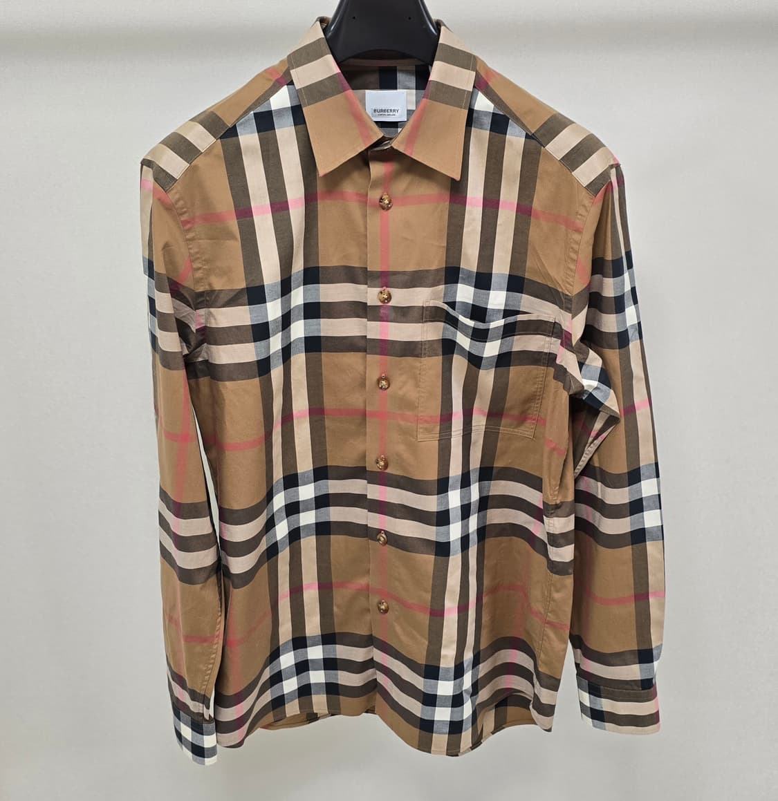 버버리 체크 셔츠 m사이즈 100 판매 상품이미지1