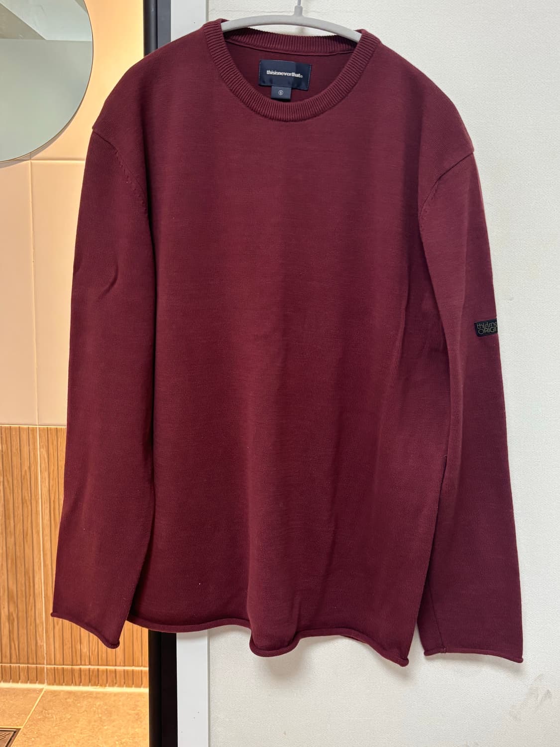 디스이즈네버댓 스웨터 버건디 상품이미지1