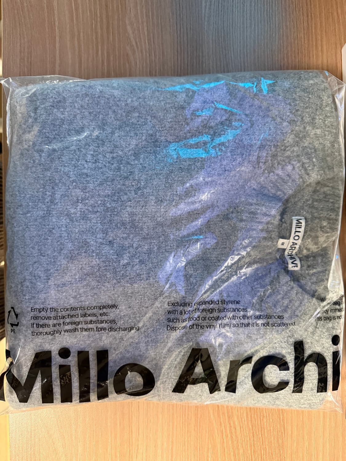 밀로 아카이브 크롭 실루엣 니트 (M) 상품이미지2