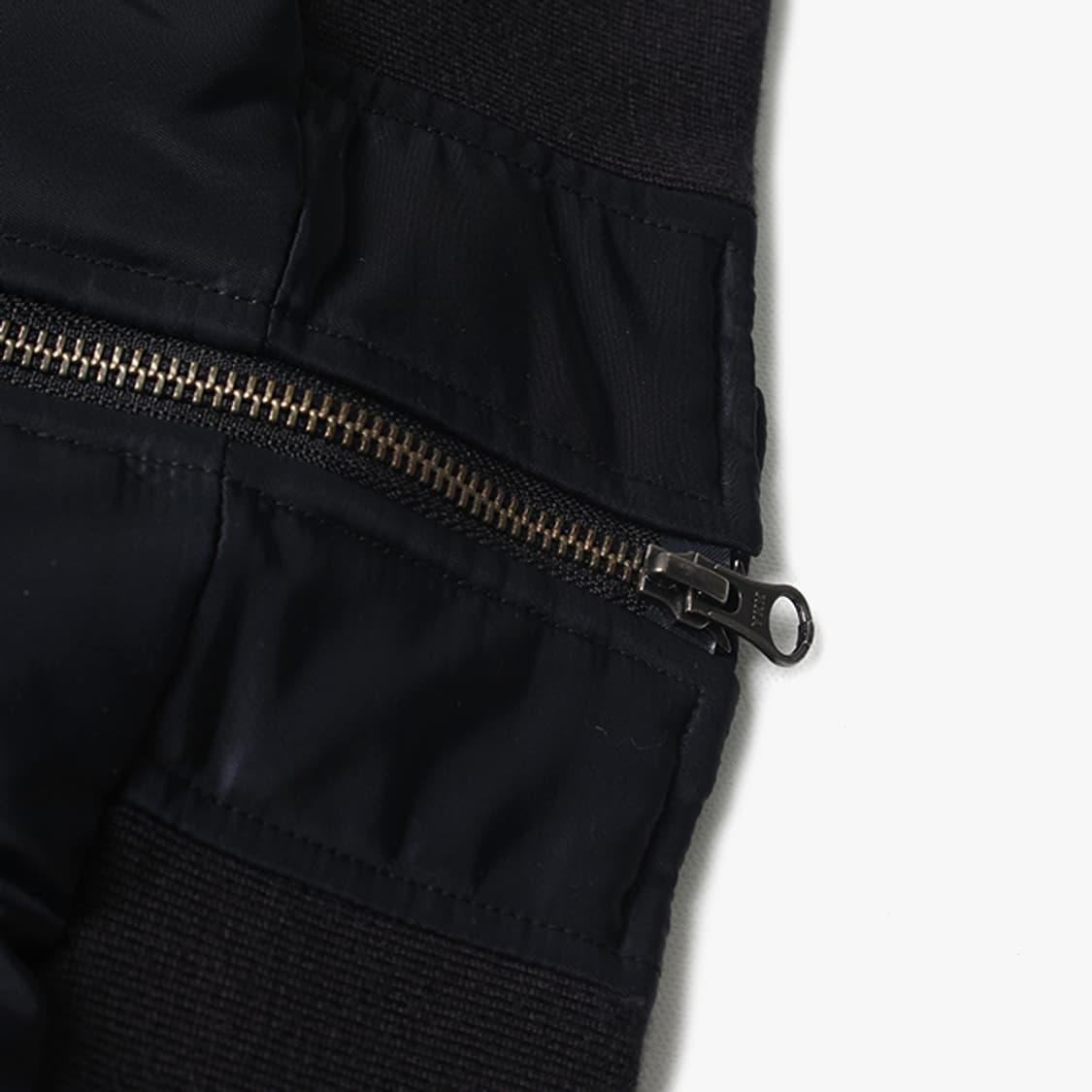  BEAMS "MA-1 Vest" 상품이미지7