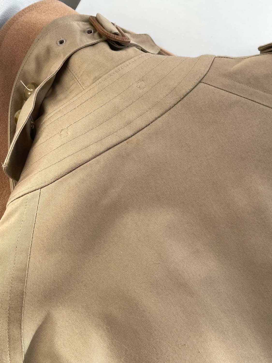 버버리 울 카라 더블 트렌치 코트  상품이미지8