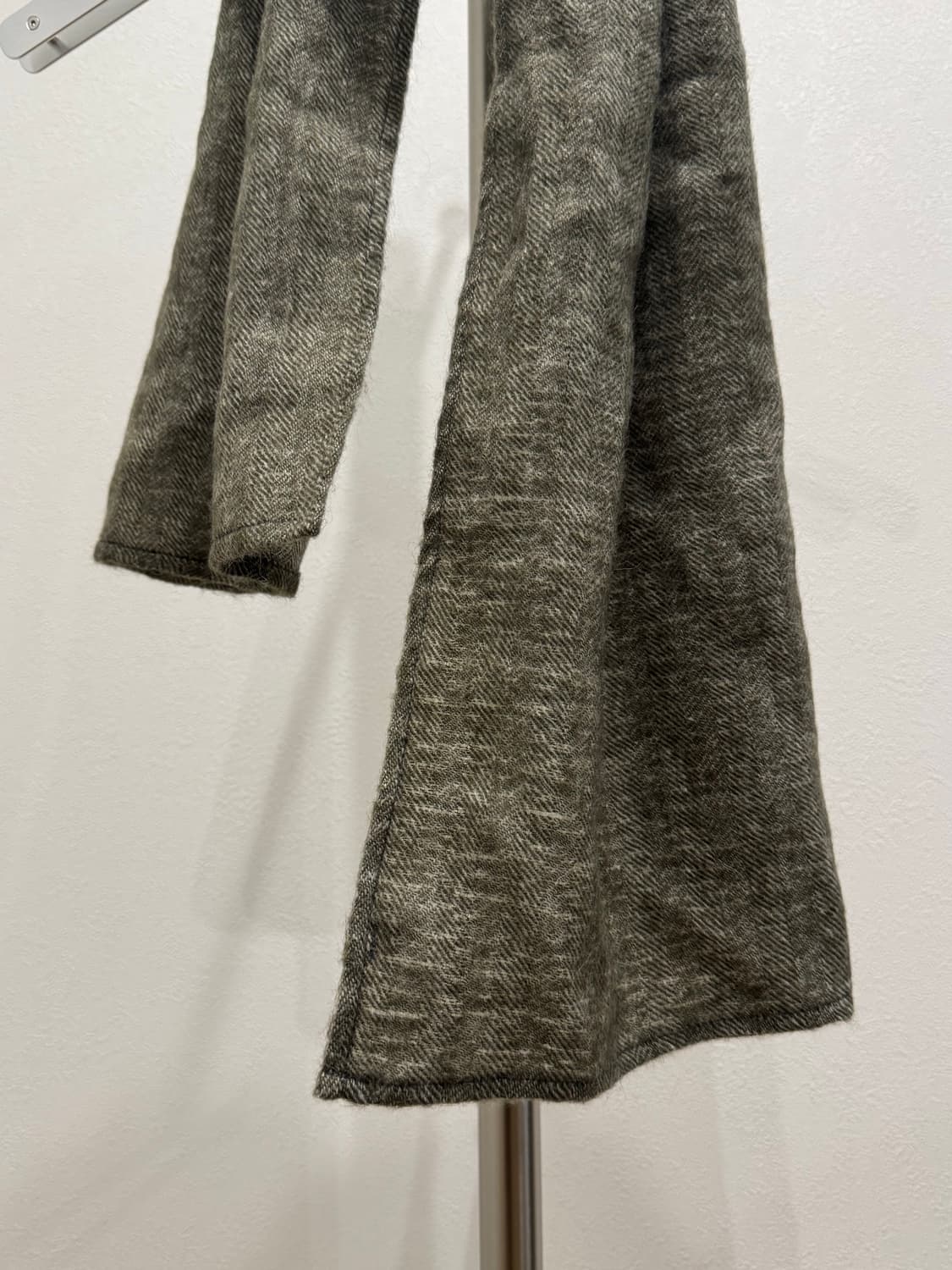 요지야마모토 라이트 카키 울 머플러 상품이미지3