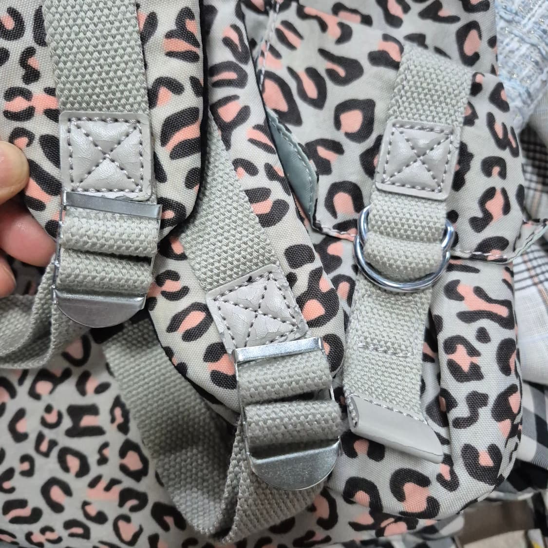 키플링 희귀 레오파드 백팩 상품이미지10