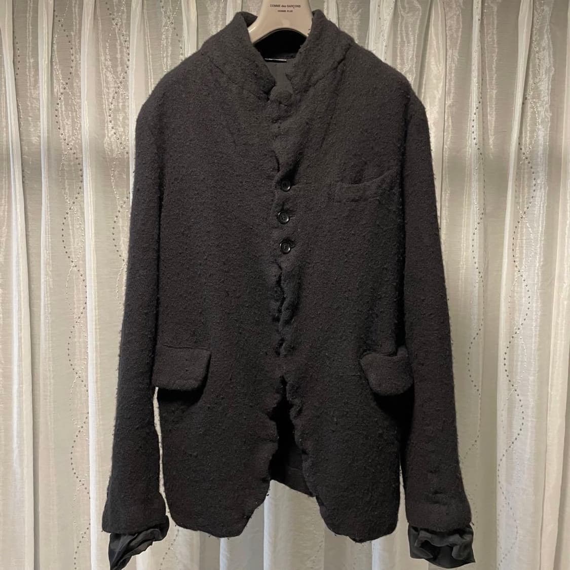 꼼데가르송 옴므 플러스 22aw 축융 자켓 XL 구매합니다 상품이미지2