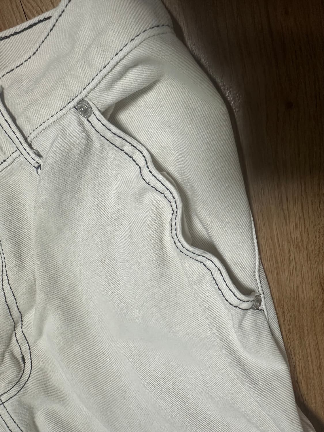 위캔더스 DRAGGY WORK PANTS (IVORY) 상품이미지4
