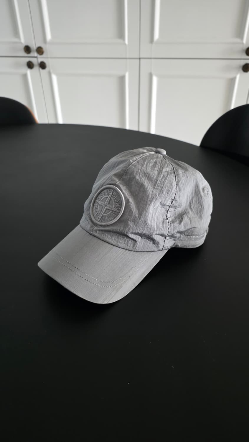 25FW ) XL / 스톤아일랜드 나일론 메탈 볼캡 그레이 상품이미지1