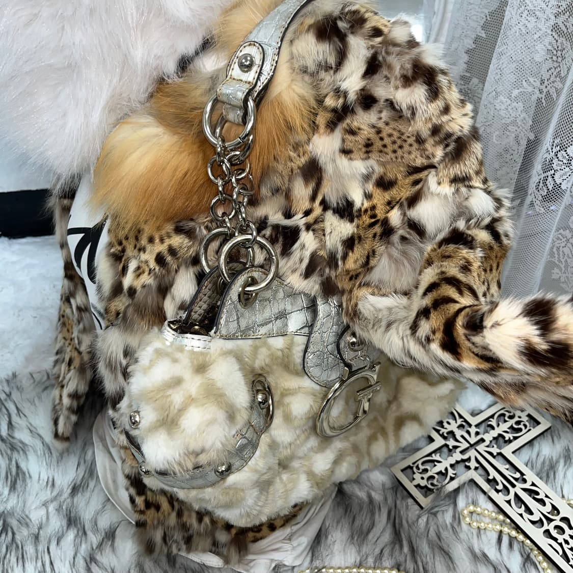 Guess 상품이미지7