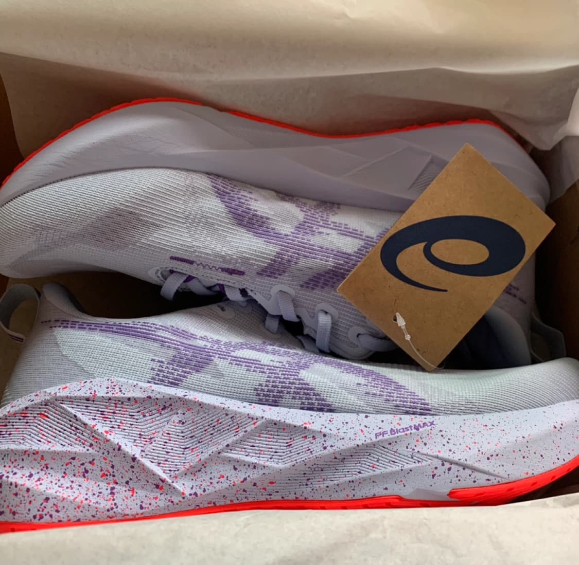 아식스 노바블라스트5 도쿄 275 새제품 상품이미지1