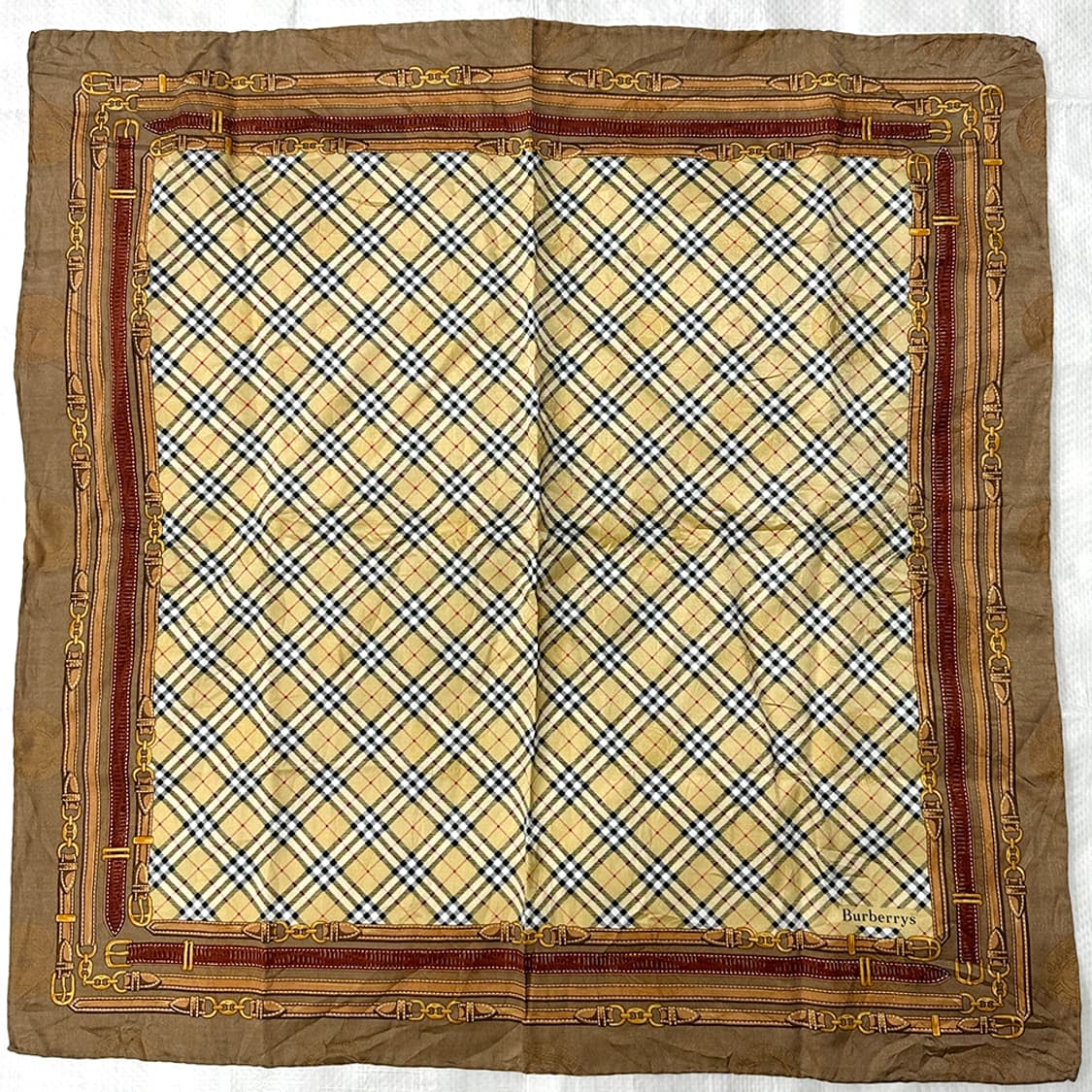 버버리 실크 100% 올드스쿨 올드모델 노바체크 그래픽 스카프 쁘띠 정품 상품이미지1