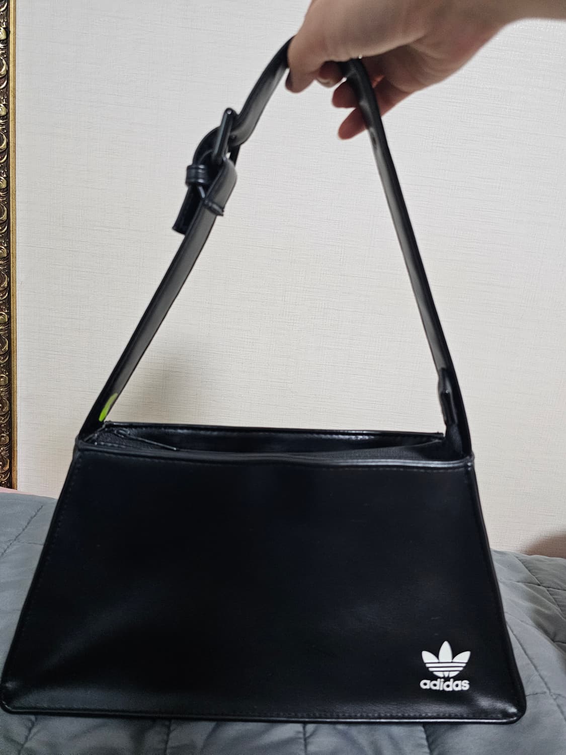 아디다스XKSENIASCHNAIDER 미니에어라이즈백 상품이미지3