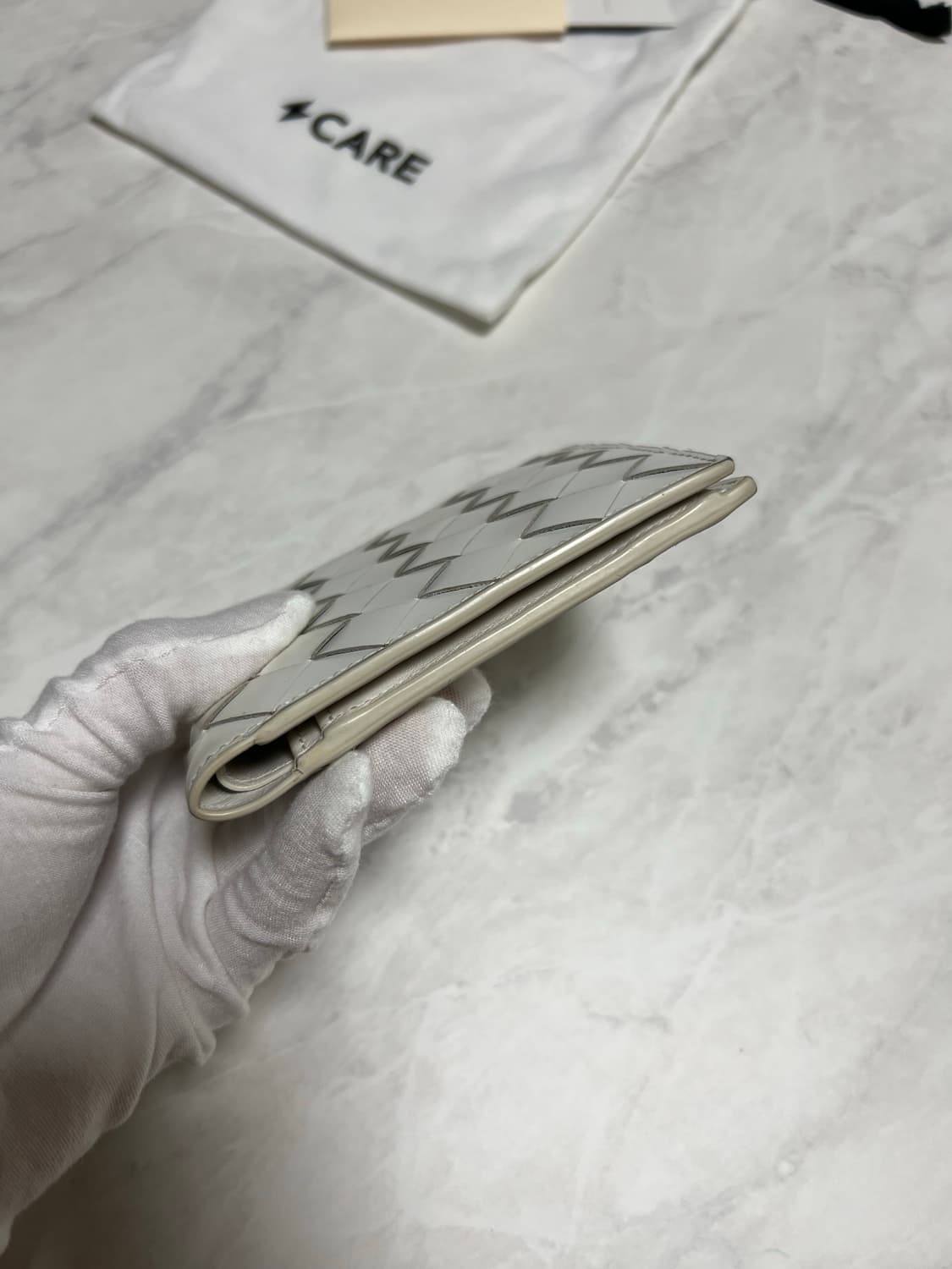 보테가베네타 인트레치아토 반지갑 상품이미지6