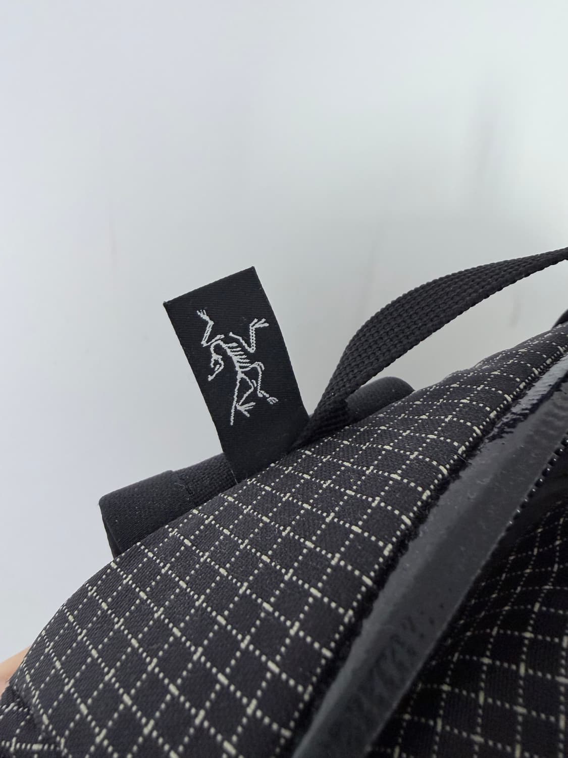 아크테릭스 컨실 15 블랙 상품이미지4