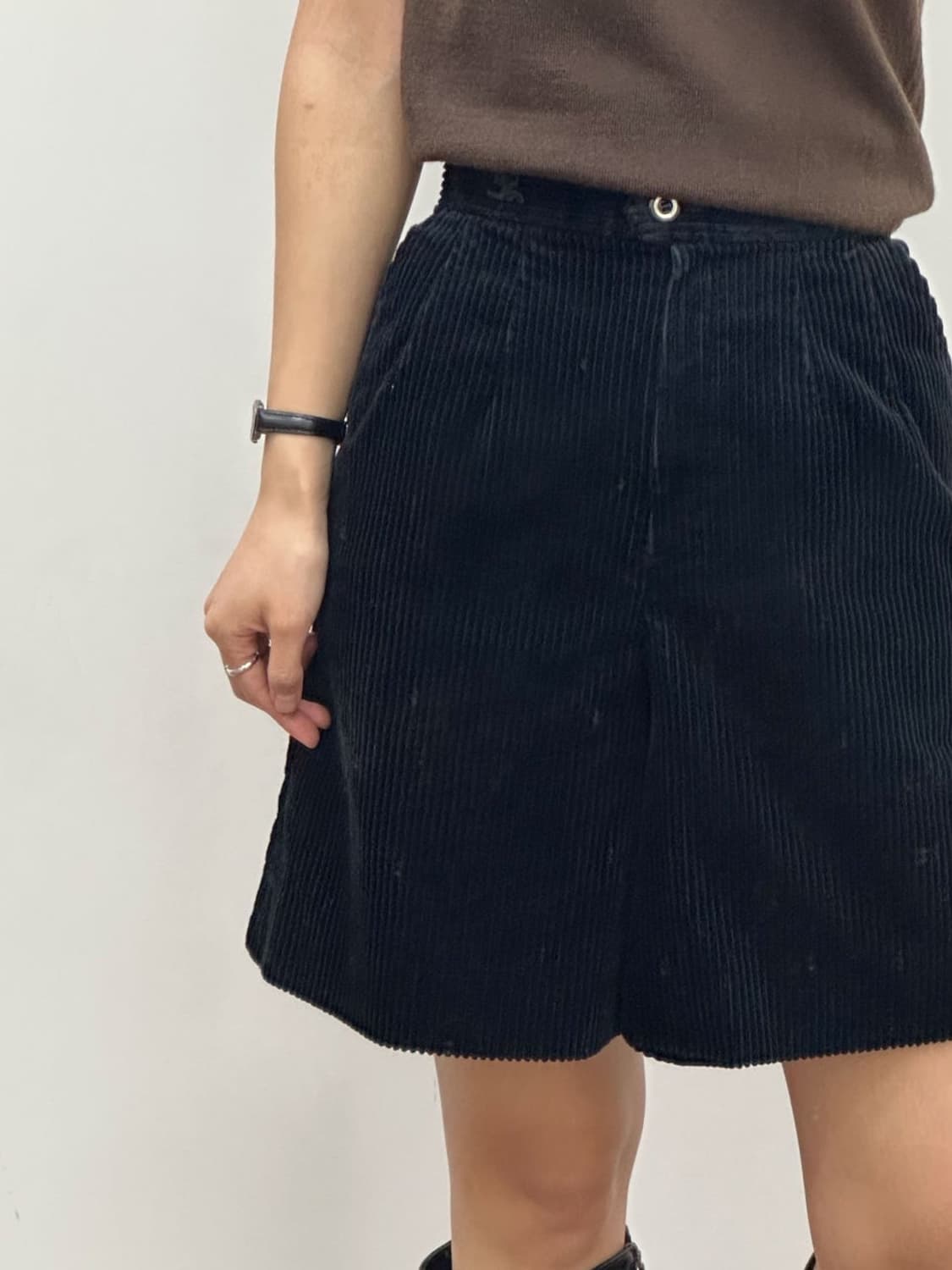 courreges / 꾸레쥬 블랙 코듀로이 팬츠  상품이미지9