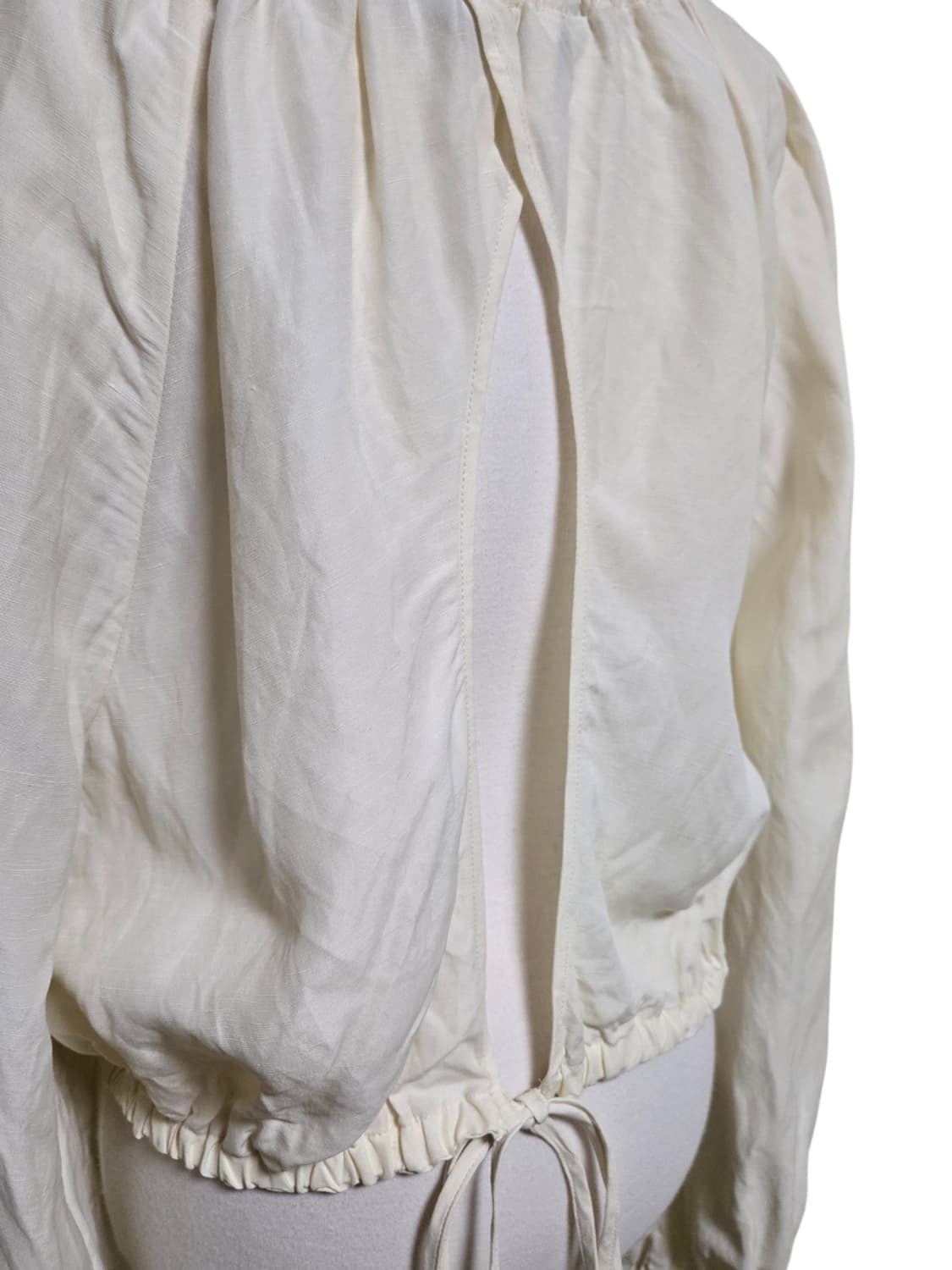 앤아더스토리즈 스트랩 블라우스  상품이미지5