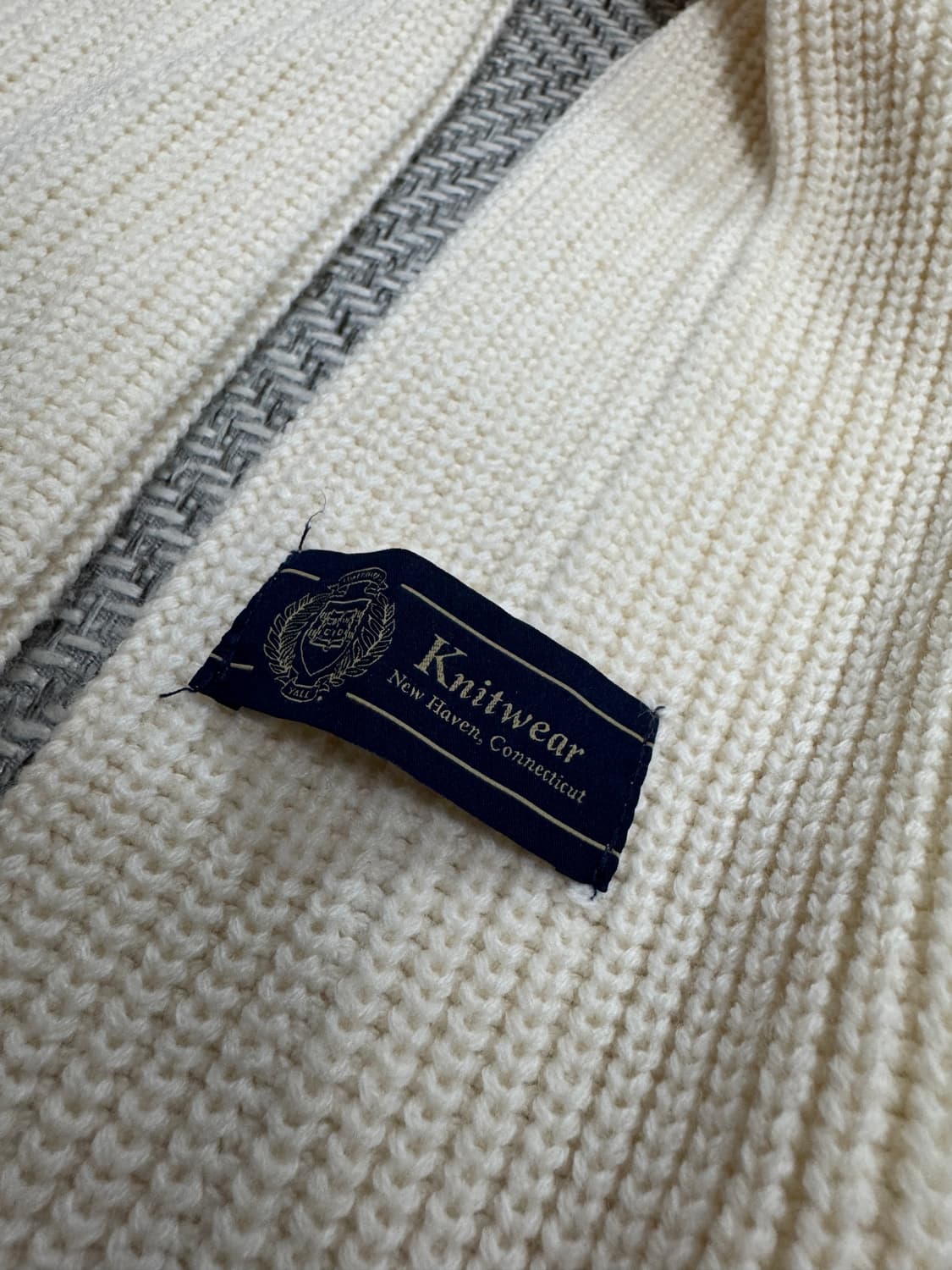 예일 크림 니트 상품이미지3