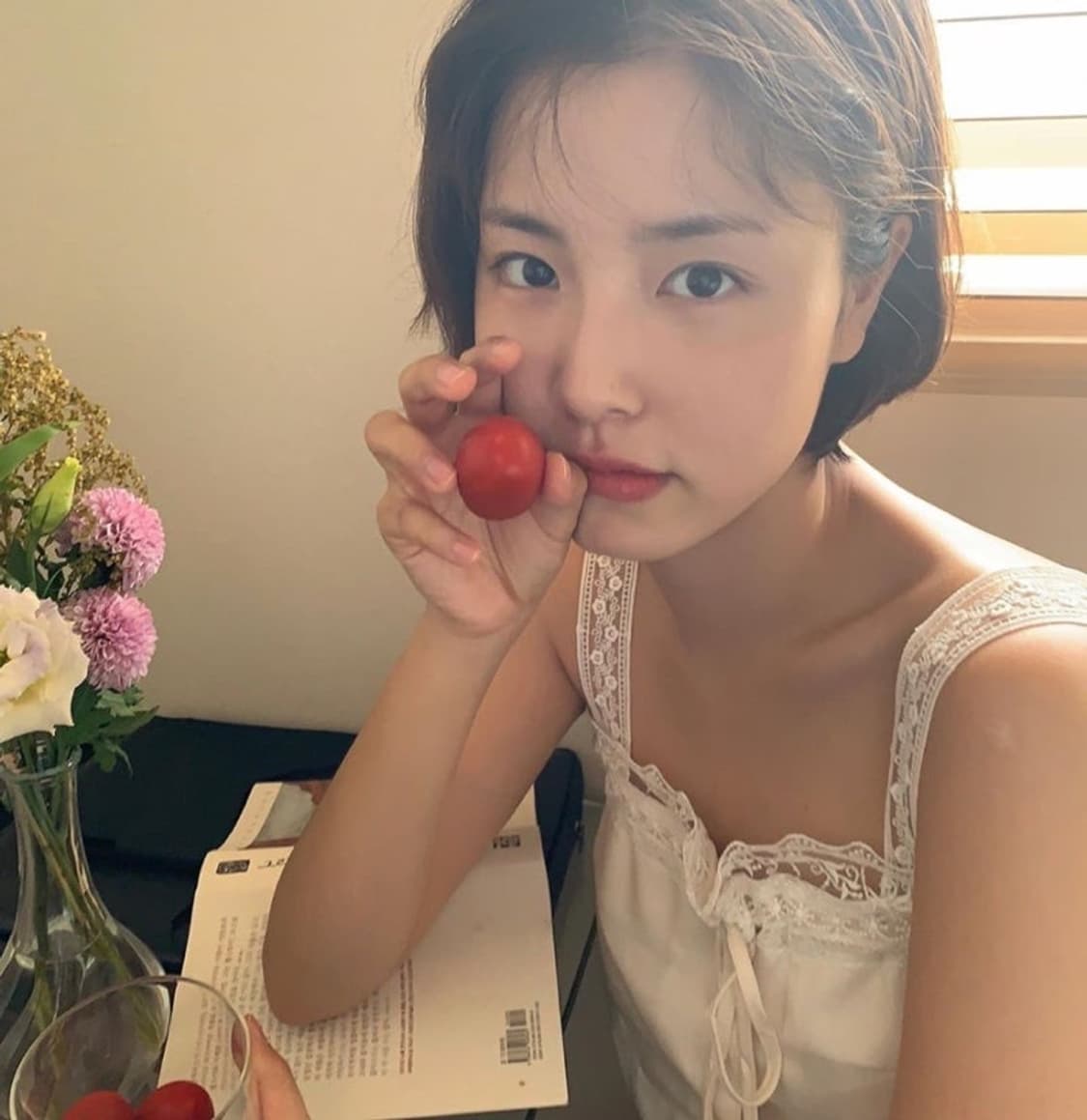 오브네어 레이스 슬리브리스 상품이미지1