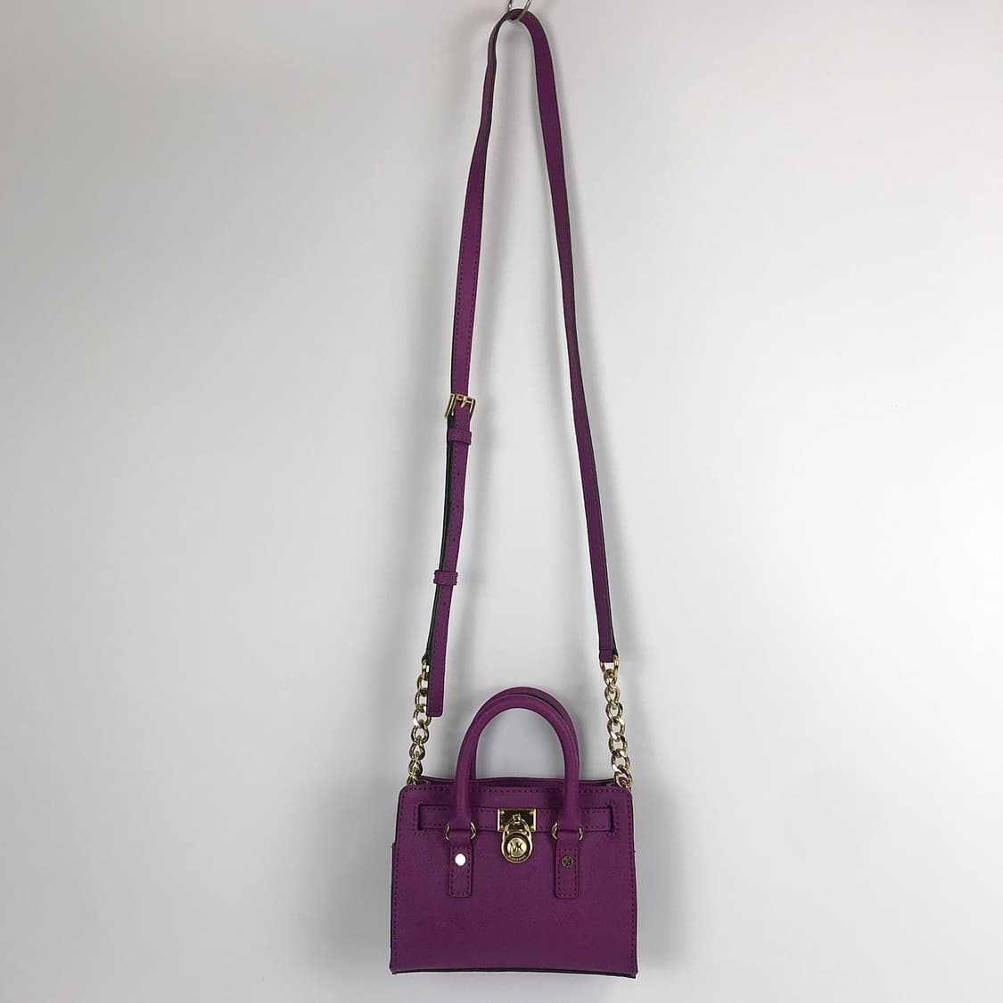 마이클코어스 MK 해밀턴 미니백 크로스바디백 상품이미지2