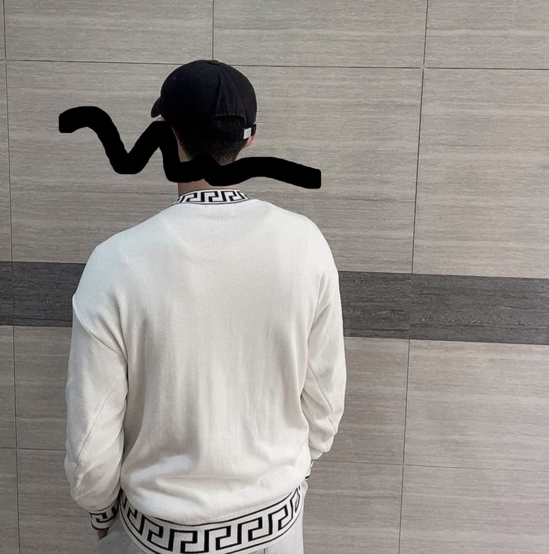 베르사체 니트,맨투맨후드(구찌디올샤넬프라다루이비통펜디셀린느톰브라운버버리) 상품이미지5