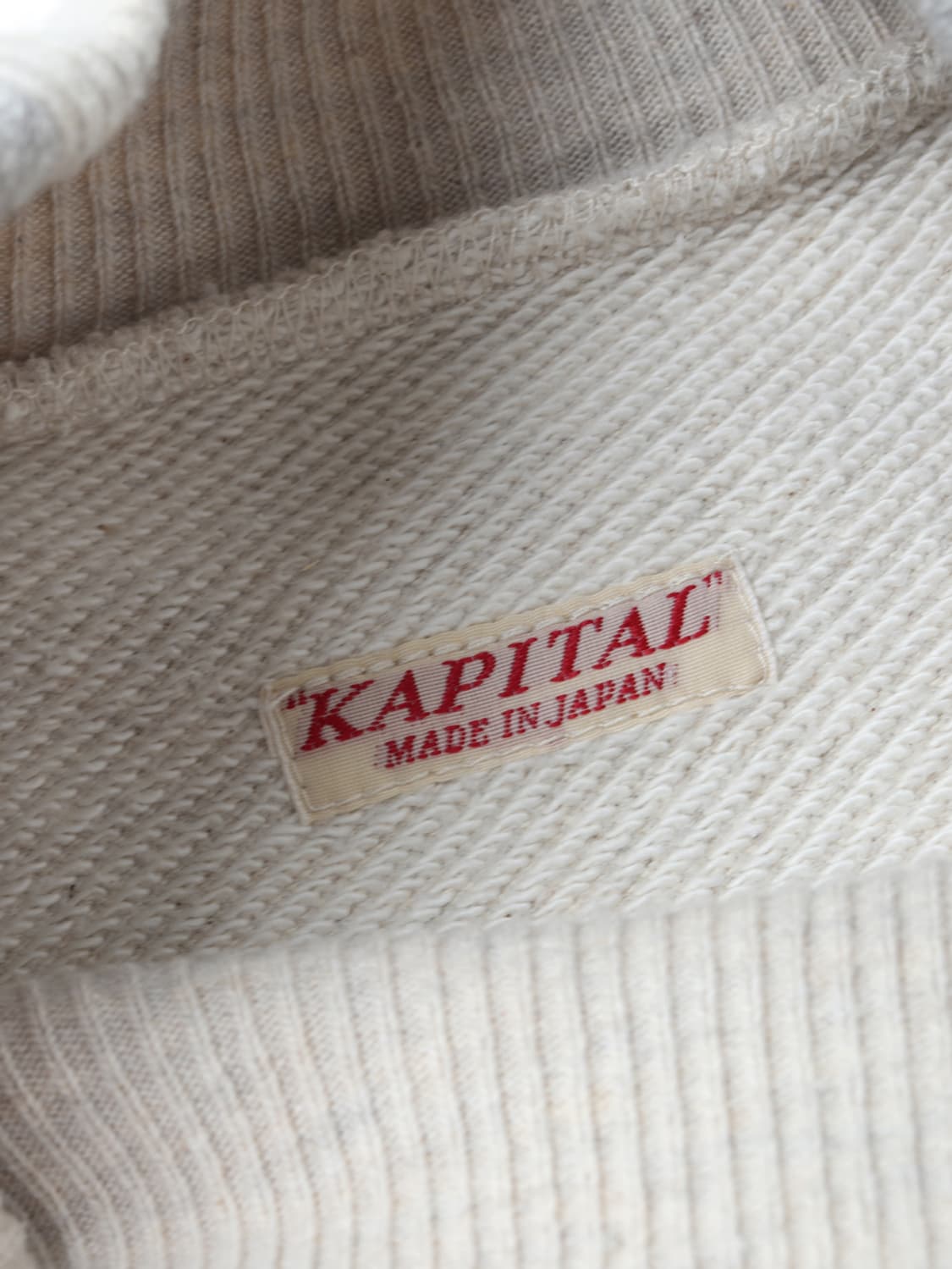캐피탈 KAPITAL TOP Fleece High Neck Belge 상품이미지4