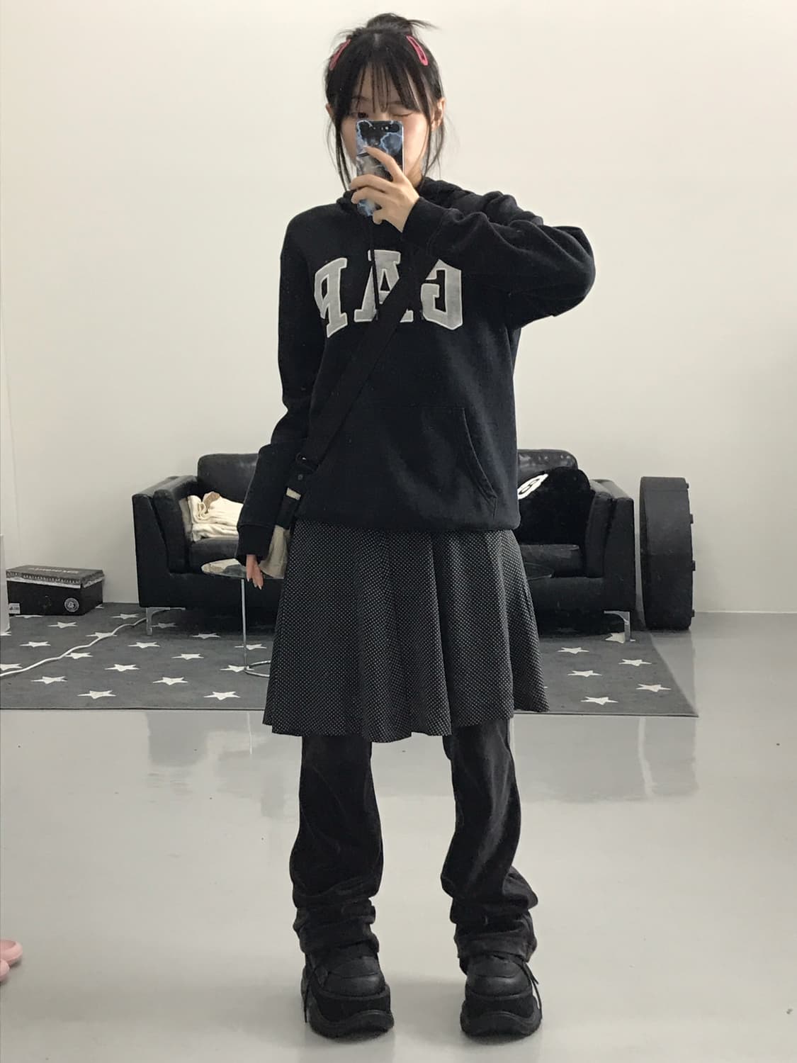 Gap Black Graphic Hoodies 상품이미지2