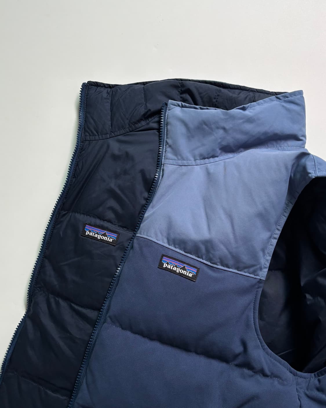 Patagonia 파타고니아 리버시블 덕다운 패딩 베스트 상품이미지1