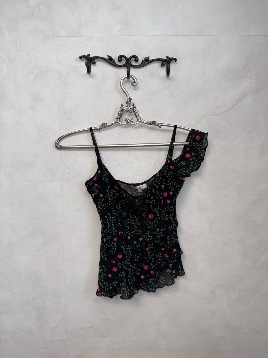KOOKAï black fairy floral unbal 슬리브리스 상품이미지1