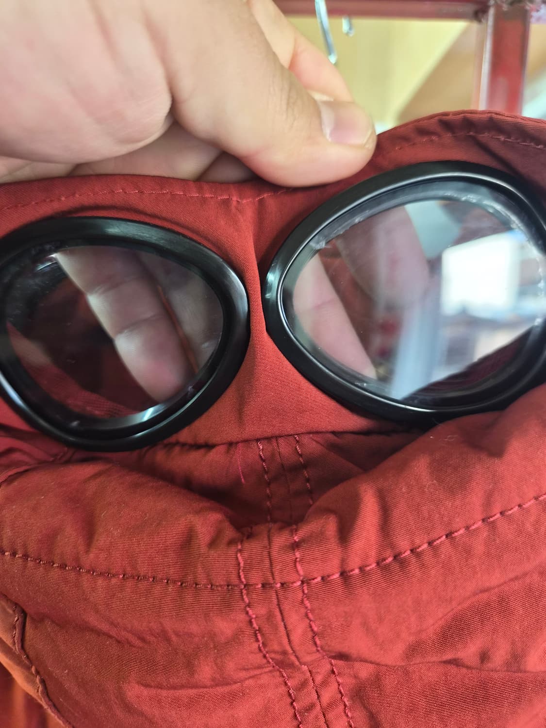 100) CP 컴퍼니 고글 덕다운 패딩 팝니다 상품이미지5