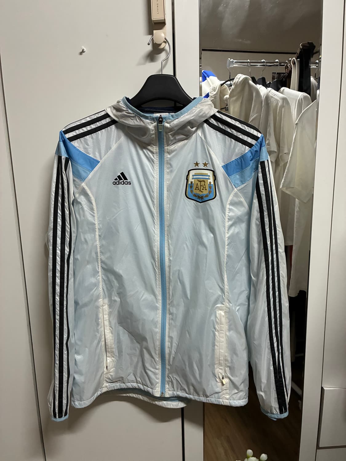 [새상품] 아디다스 아르헨티나 바람막이 상품이미지1