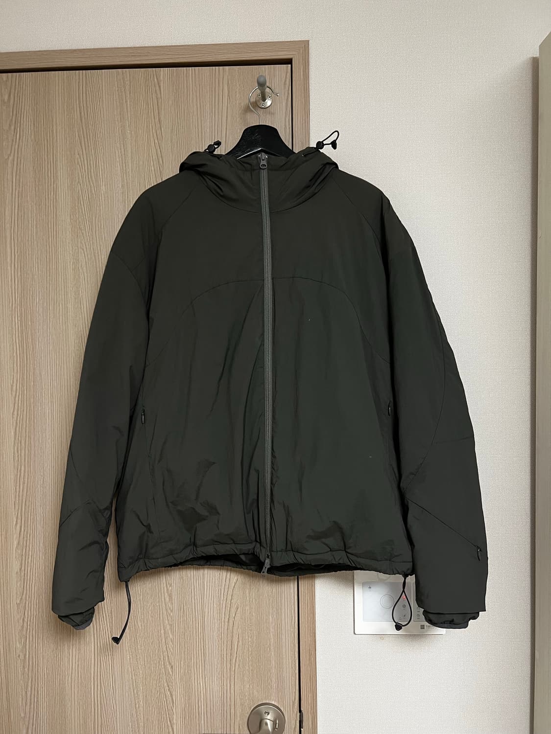 [2] 아르반 라이트 쉘 패디드 자켓 브라운 상품이미지1