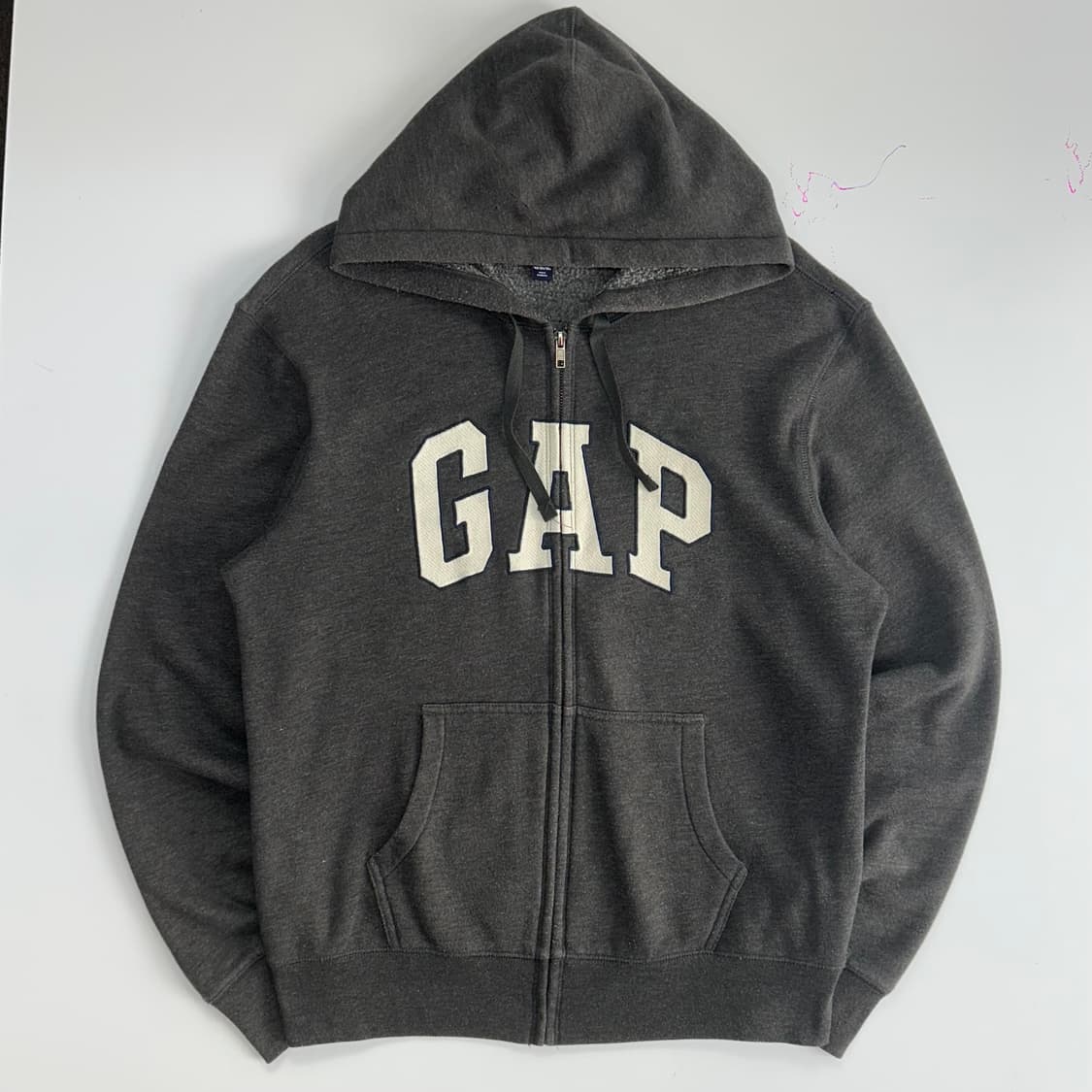 Gap 갭 아이보리 로고 차콜 후드집업 상품이미지3