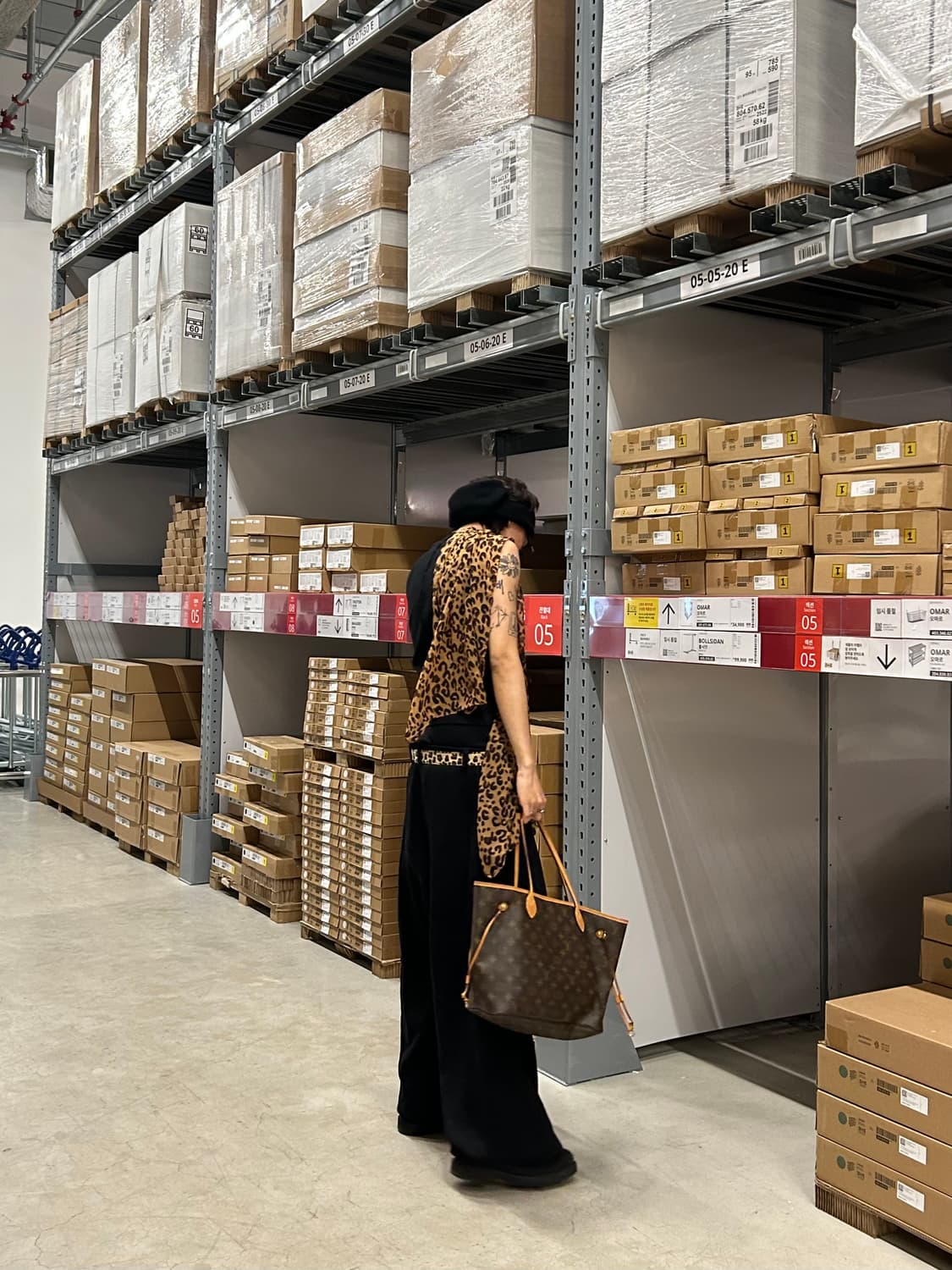 에모스탠스 클럽 메가 스웻팬츠 상품이미지1