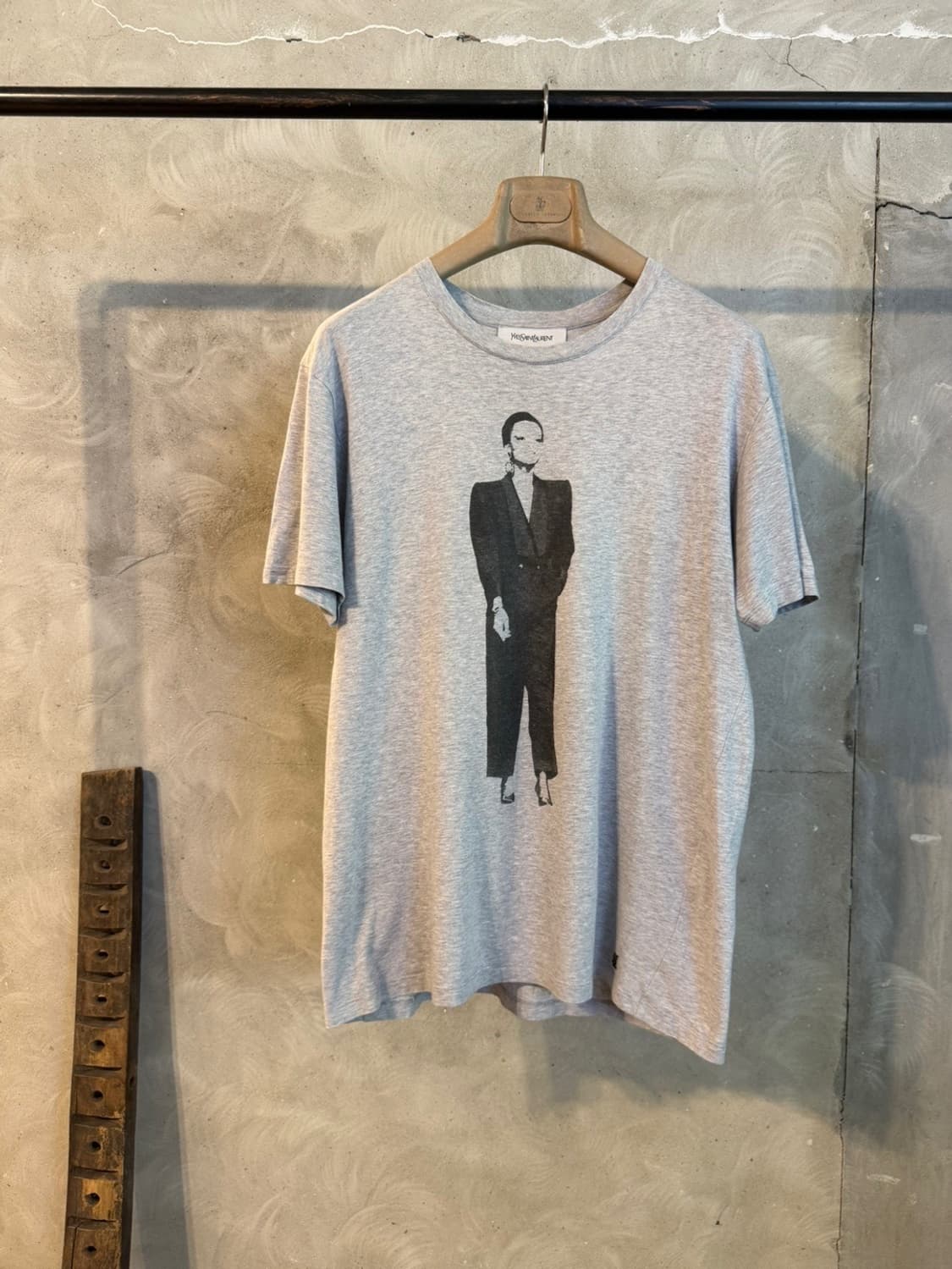 이브생로랑 그래픽 티셔츠 100 상품이미지10