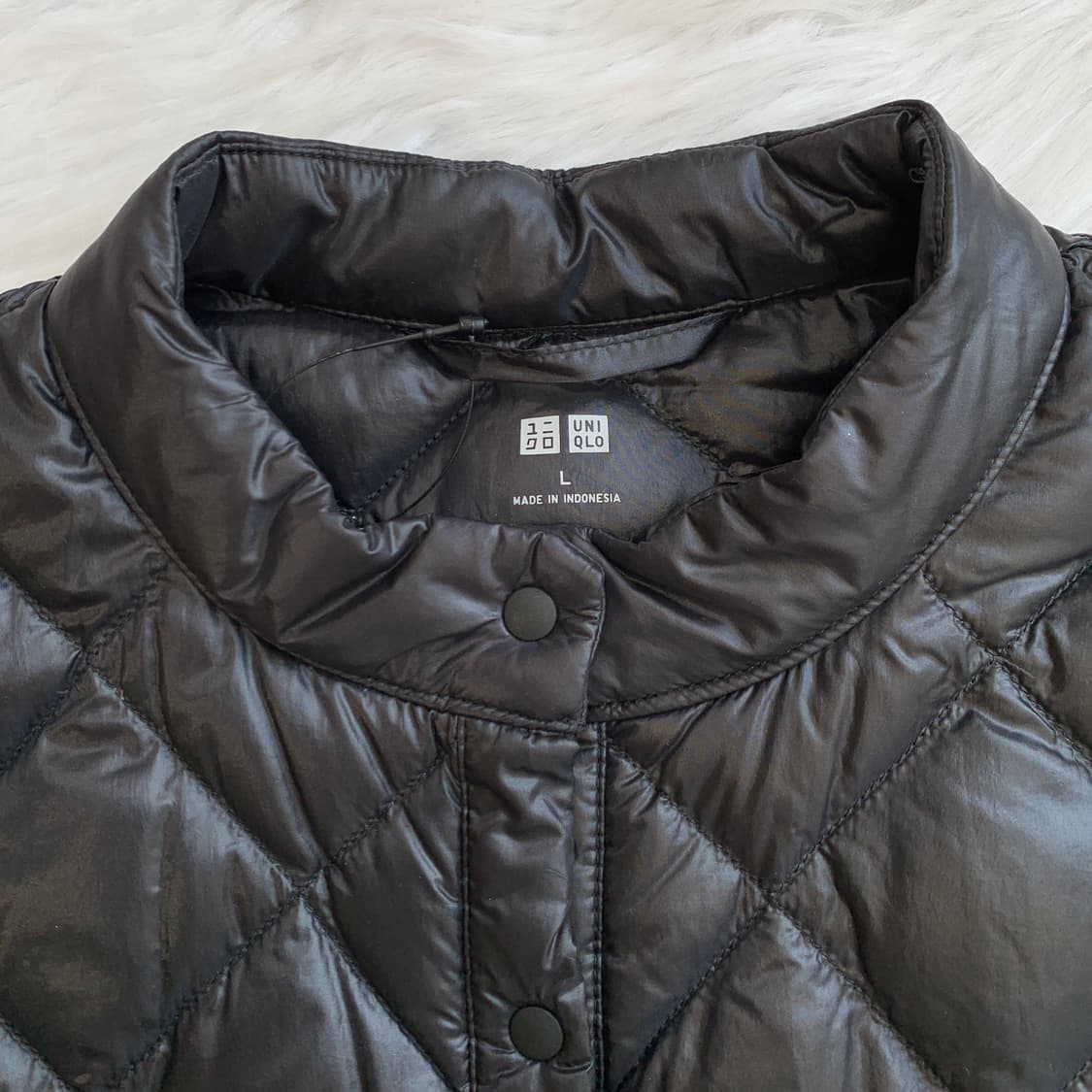 유니클로 UNICLO 울트라 라이트 다운 경량 패딩 조끼 1696 상품이미지3