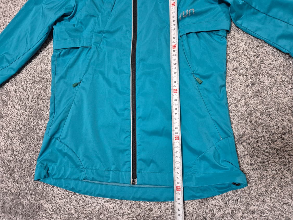 데상트 여성 러닝 하이브리드 바람막이 자켓 85 상품이미지9