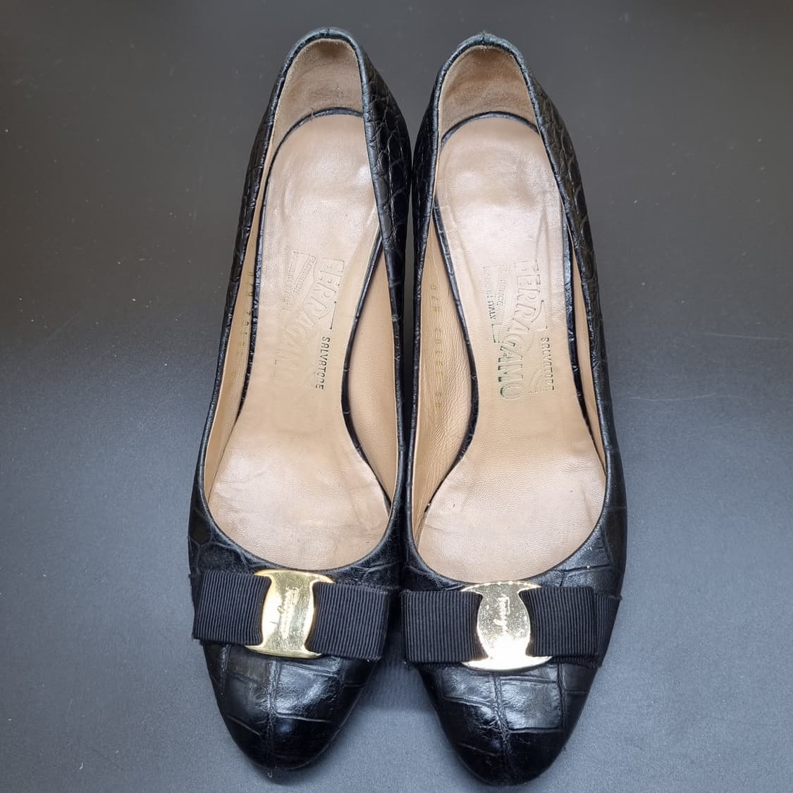 페라가모 여성구두7.5 250굽7 상품이미지2